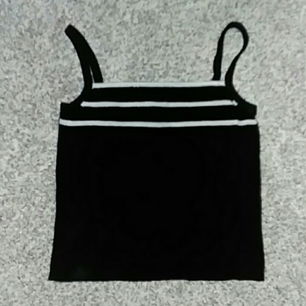 Guess Midriff Top
